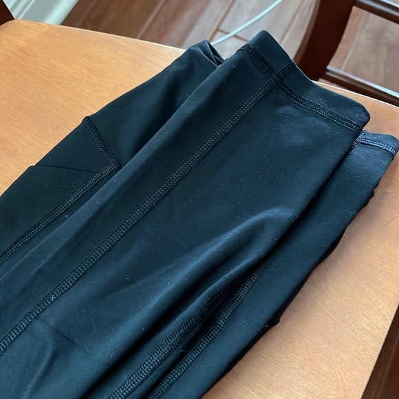 Victoria Secret knockout sport leggings - Picture 4 of 4